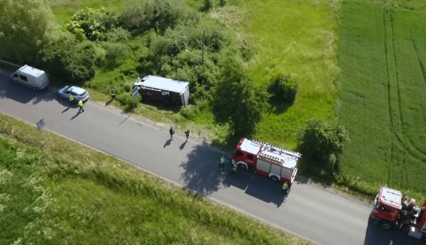 Osa, kłótnia z żoną i okrakiem na rowie