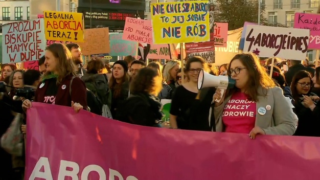 Pierwszy marsz za aborcją przeszedł ulicami Warszawy